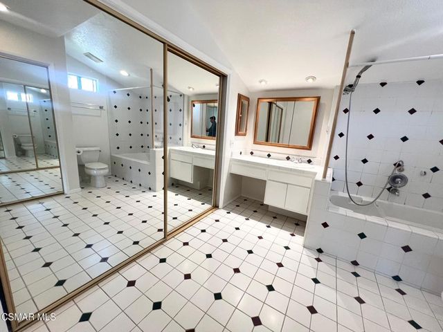 198 San Vincente Circle, Newbury Park, CA 91320