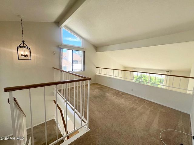 198 San Vincente Circle, Newbury Park, CA 91320