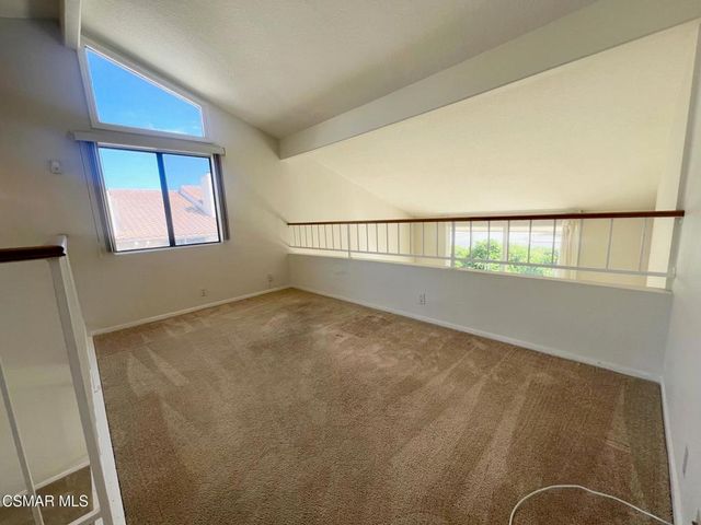 198 San Vincente Circle, Newbury Park, CA 91320