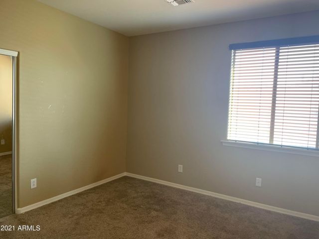 2427 W Eagle Feather Road, Phoenix, AZ 85085