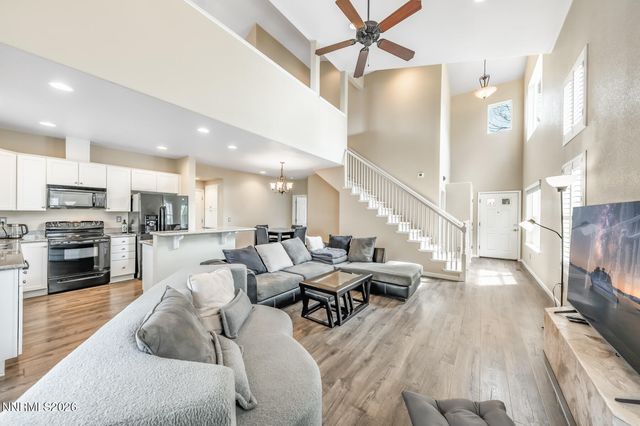 998 Marble Hills Circle, Sparks, NV 89436
