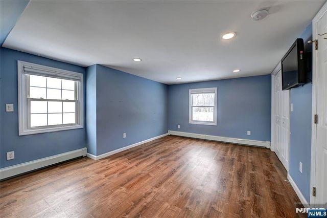 2 Marvin Road, Pequannock Township, NJ 07444