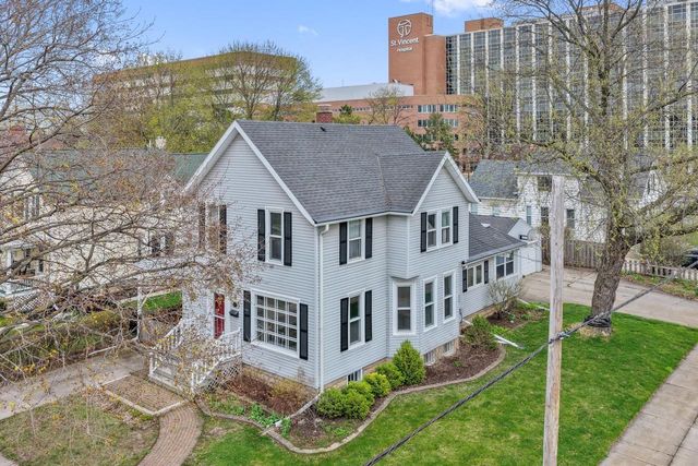 839 S JACKSON STREET, Green Bay, WI 54301