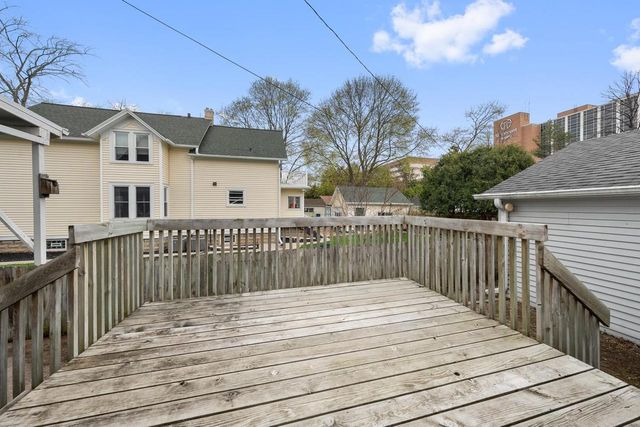 839 S JACKSON STREET, Green Bay, WI 54301