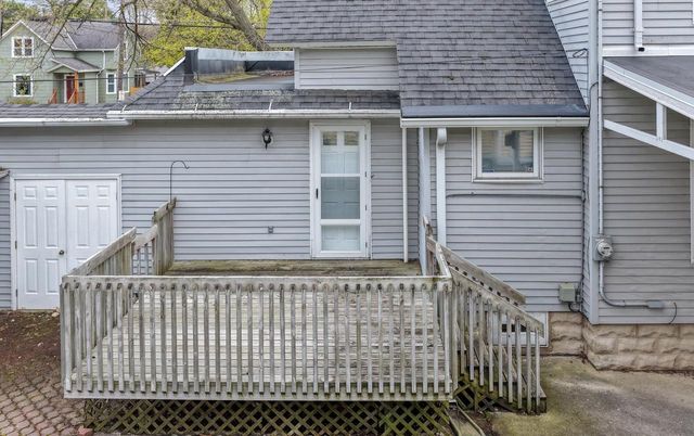 839 S JACKSON STREET, Green Bay, WI 54301