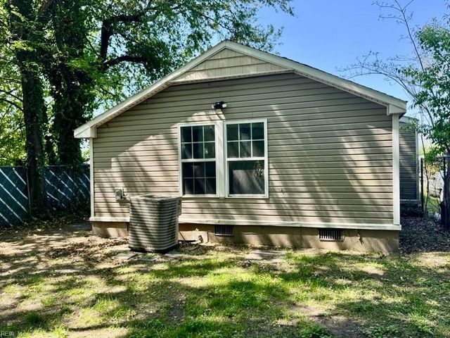 2537 Staunton AVE, Portsmouth, VA 23704