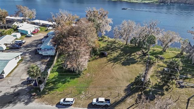 55512 FRONT STREET, Astor, FL 32102