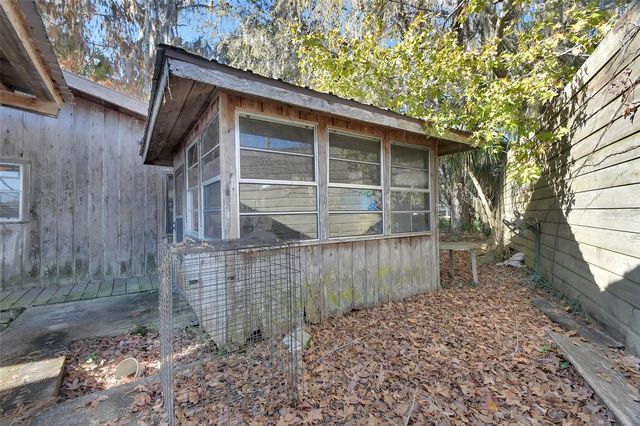 55512 FRONT STREET, Astor, FL 32102