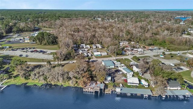 55512 FRONT STREET, Astor, FL 32102