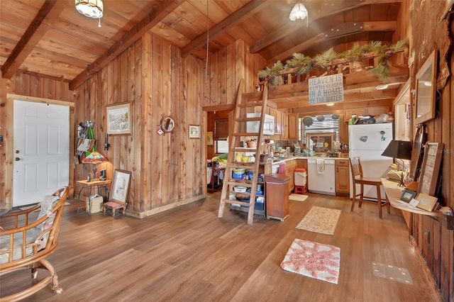 55512 FRONT STREET, Astor, FL 32102