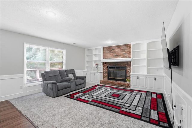17532 W 116th Street, Olathe, KS 66061