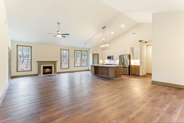 2807 Carolina Way, Sanford, NC 27332