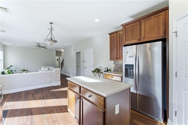 206 Northbrooke Court, Woodstock, GA 30188