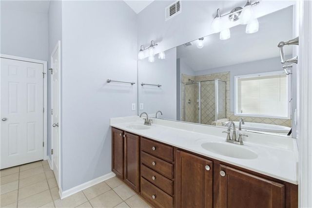 206 Northbrooke Court, Woodstock, GA 30188