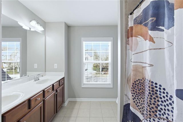 206 Northbrooke Court, Woodstock, GA 30188