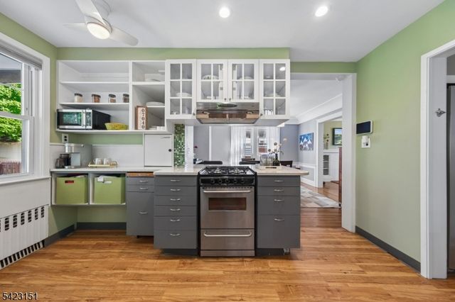 28 Rutgers St, Maplewood Twp., NJ 07040
