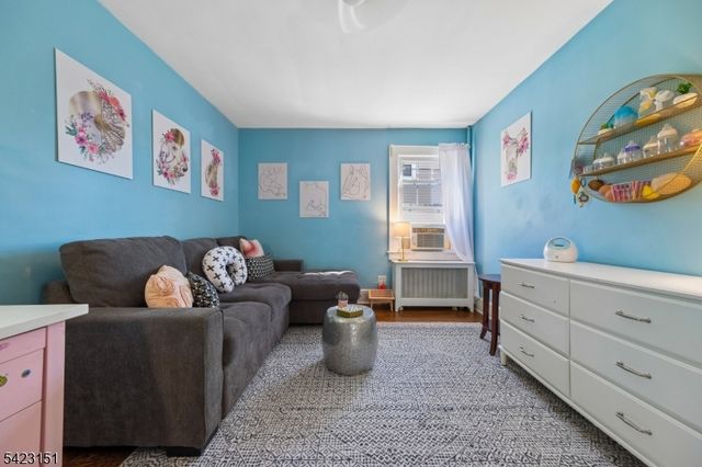 28 Rutgers St, Maplewood Twp., NJ 07040