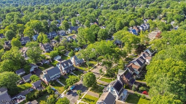 28 Rutgers St, Maplewood Twp., NJ 07040