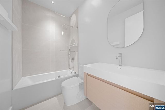 23 Cherry Court, Cresskill, NJ 07626