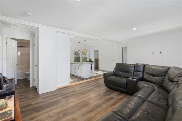 230 Chestnut Hill Rd., Rochester, NH 03867