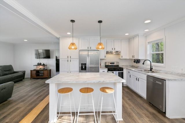 230 Chestnut Hill Rd., Rochester, NH 03867