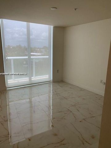 2000 Bay Drive 403, Miami Beach, FL 33141