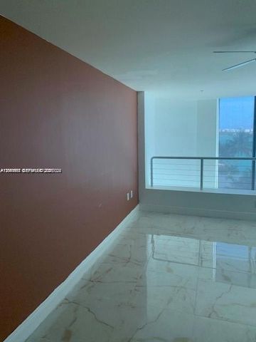 2000 Bay Drive 403, Miami Beach, FL 33141