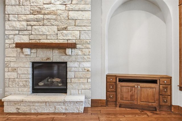 203 Pristine LN, Georgetown, TX 78633