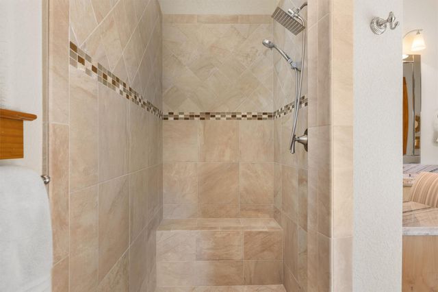 203 Pristine LN, Georgetown, TX 78633