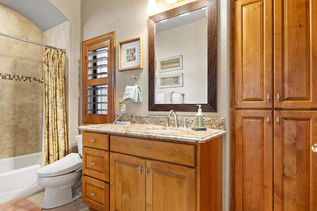 203 Pristine LN, Georgetown, TX 78633
