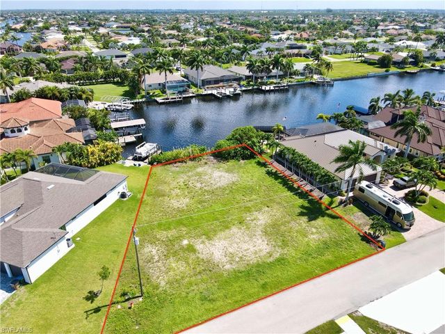 2719 SW 43rd TER, Cape Coral, FL 33914