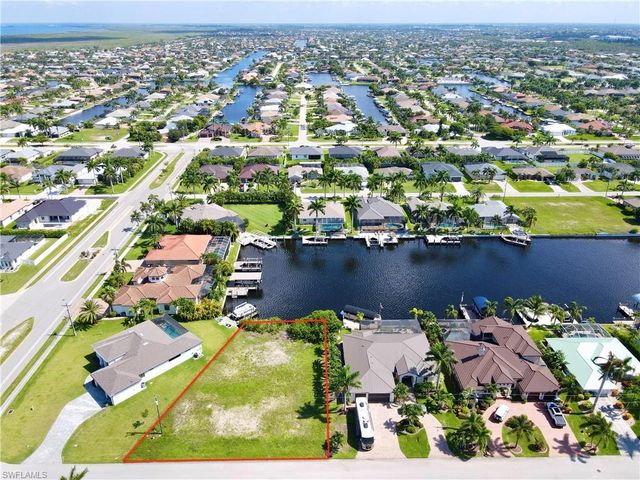 2719 SW 43rd TER, Cape Coral, FL 33914