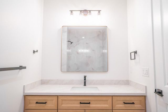 5003 Country Club Dr, Paradise, CA 95969