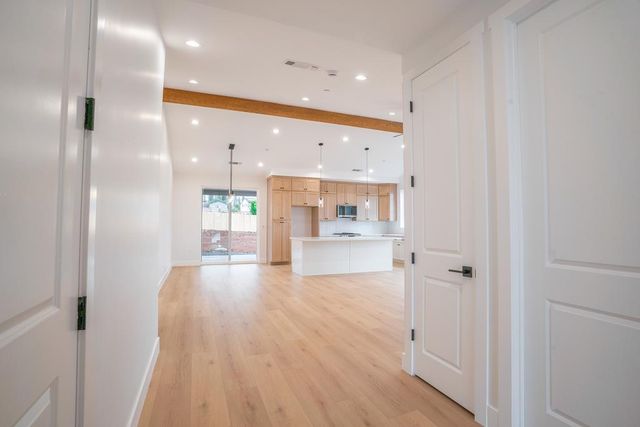 5003 Country Club Dr, Paradise, CA 95969