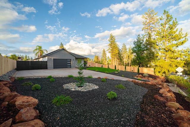 5003 Country Club Dr, Paradise, CA 95969