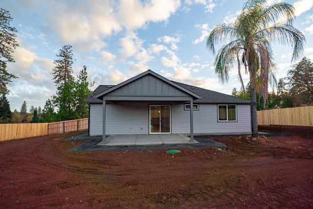 5003 Country Club Dr, Paradise, CA 95969