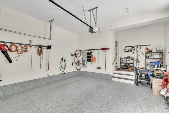 32 Lantern Ln, Wellesley, MA 02481