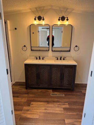 15016 Heritage Drive W, Wheatfield, IN 46392