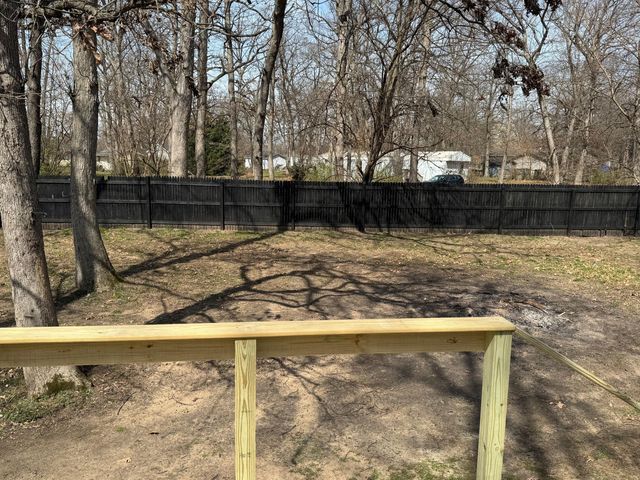 15016 Heritage Drive W, Wheatfield, IN 46392