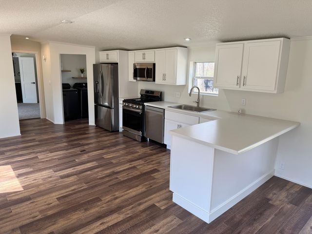 15016 Heritage Drive W, Wheatfield, IN 46392