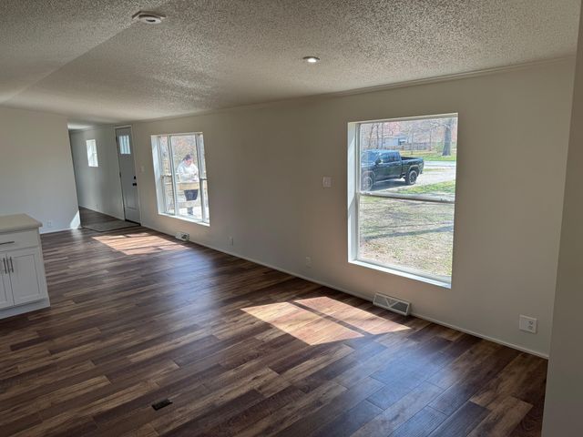 15016 Heritage Drive W, Wheatfield, IN 46392