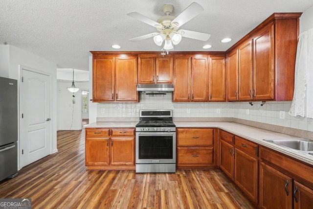 404 Gracious Way, Mcdonough, GA 30253