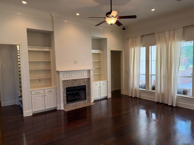 59270 Island Dr, Plaquemine, LA 70764