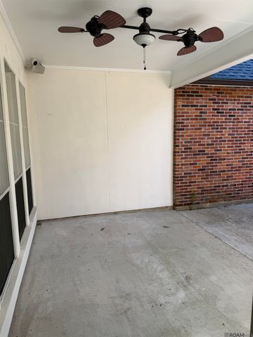 59270 Island Dr, Plaquemine, LA 70764