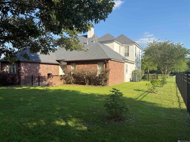 59270 Island Dr, Plaquemine, LA 70764