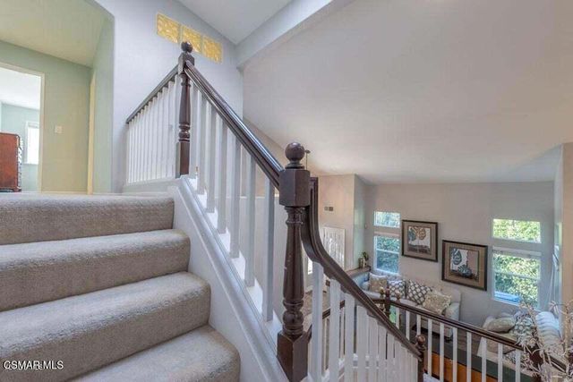 154 Symphony Lane, Oak Park, CA 91377