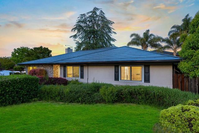 8120 Catalina Court, Gilroy, CA 95020