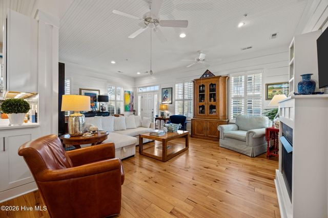 1000 Village Lane A, Beaufort, NC 28516