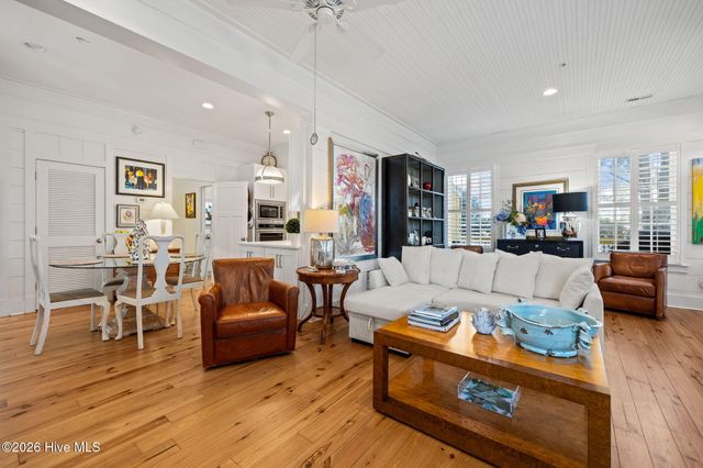 1000 Village Lane A, Beaufort, NC 28516