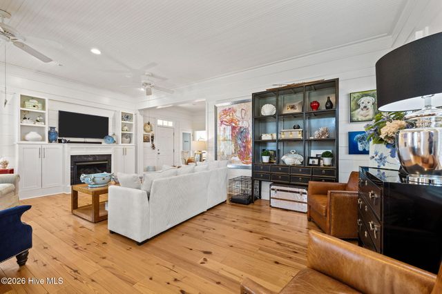1000 Village Lane A, Beaufort, NC 28516